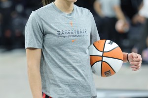 冲击最佳新秀！西特龙本赛季末节总得分联盟第二，8月三分命中率50%