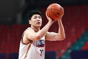 2025世俱杯-得分上双！赵柏清首节4中3高效拿下10分