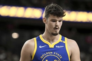 在线投注-波斯特全场出战11分钟9中2，三分6中1得到5分2板