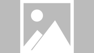 巴塞罗那首战旧球衣出场：背后的色彩冲突与策略