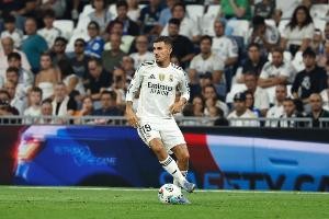 安全下注-TA：皇马没找到替代者+球员不愿走，塞巴略斯将留在皇马