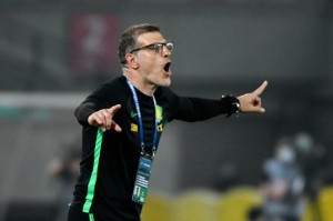 冠军竞猜-比埃拉重伤比利奇露一手？ 两前任为绝处逢生打样