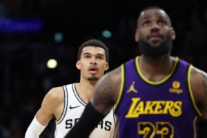 詹皇归来破局！湖人新五虎渐入佳境：完全体6胜0负